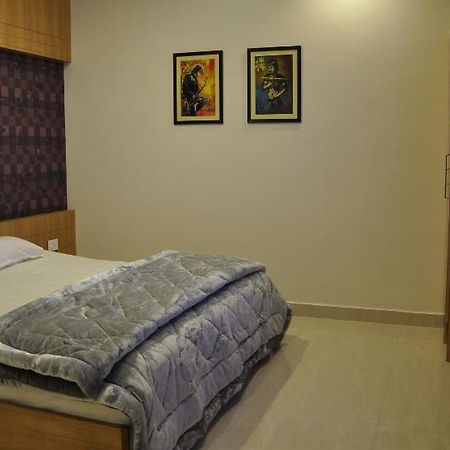 Hotel Athidi Grand Visakhapatnam Exterior foto