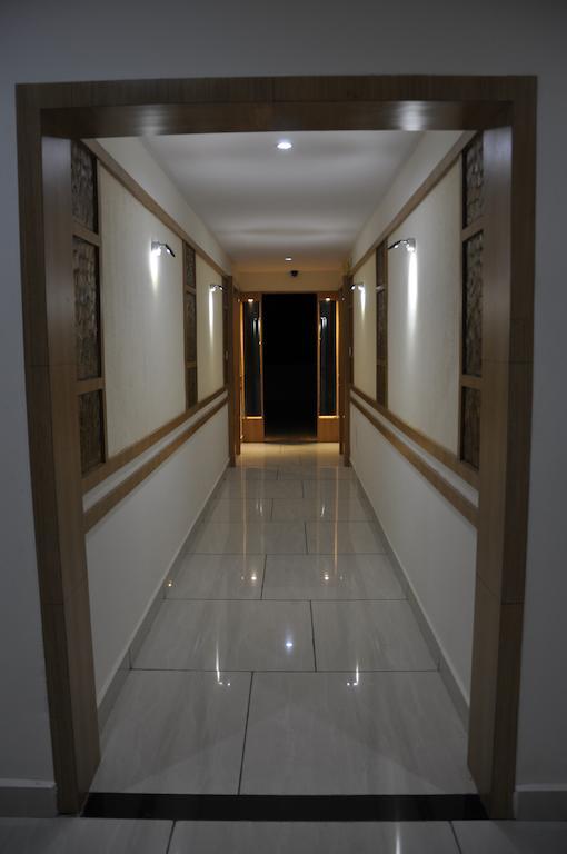 Hotel Athidi Grand Visakhapatnam Cameră foto
