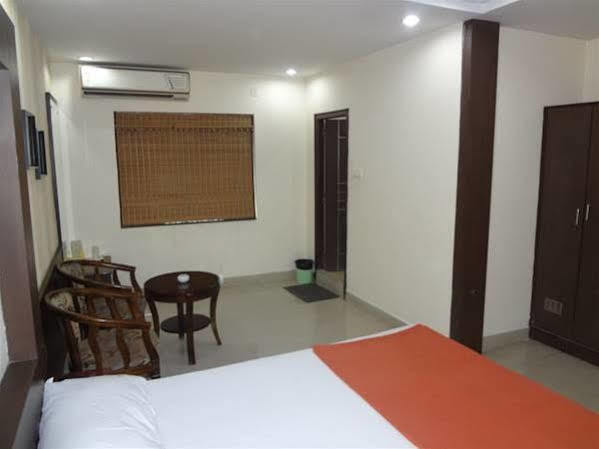Hotel Athidi Grand Visakhapatnam Exterior foto