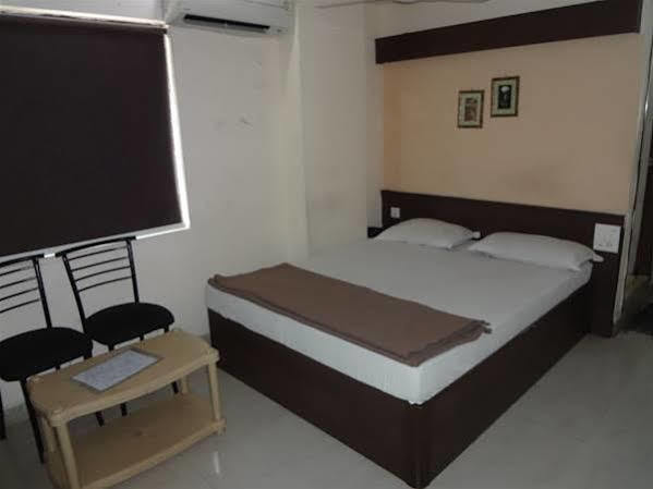 Hotel Athidi Grand Visakhapatnam Exterior foto